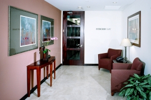 IB12thLobby017